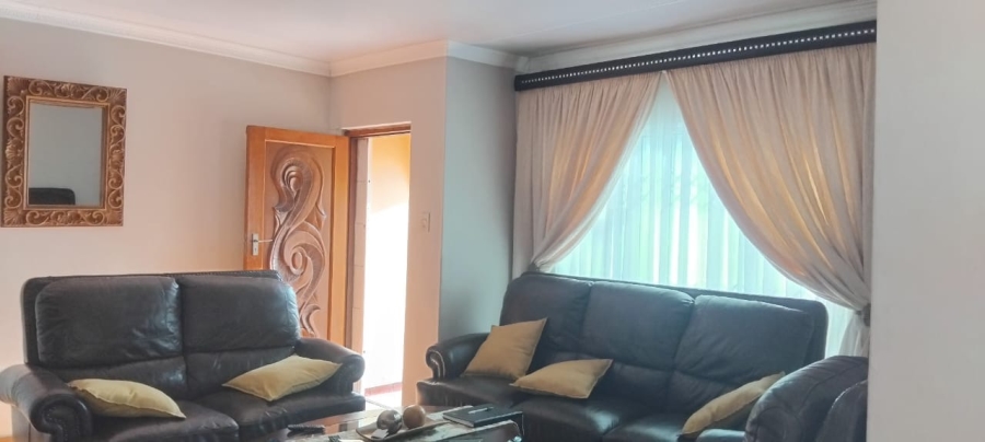 3 Bedroom Property for Sale in Bisho Gardens Eastern Cape